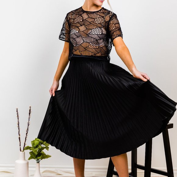 Mesh Crop Top - Picture 2 of 2